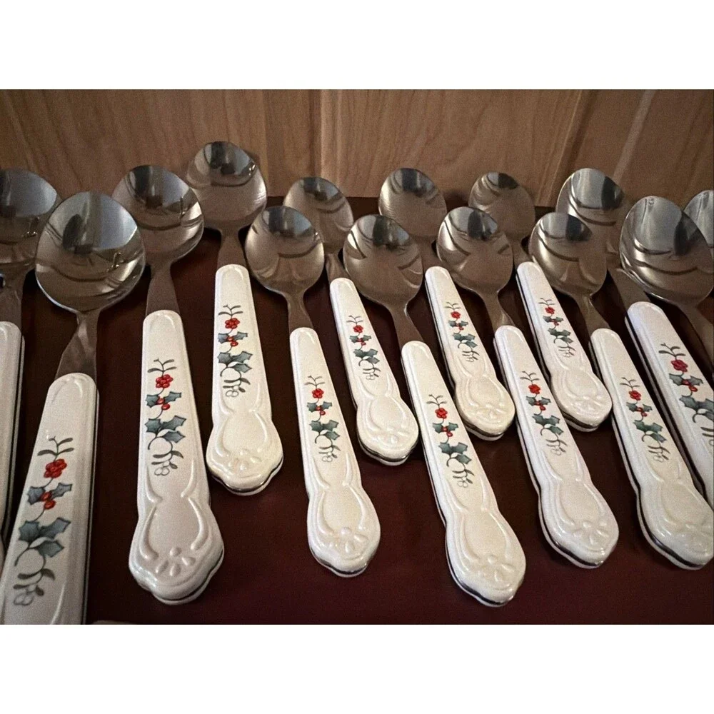 Pfaltzgraff winterberry flatware